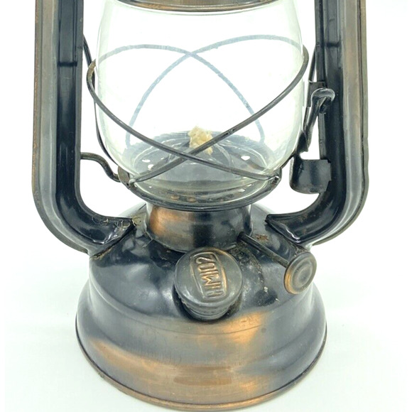 Vintage metal Oil Lantern 10" tall HM102 Copper Black Paraffin Use Only - Picture 3 of 12